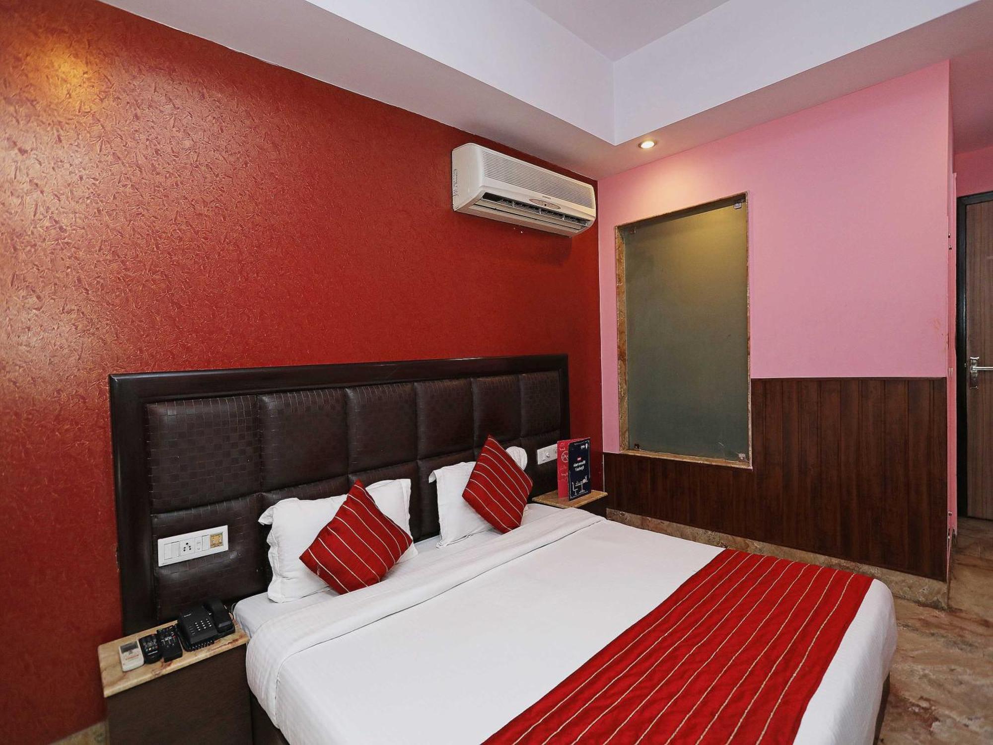 OYO Preferred 4212 Hotel Vedas Heritage Delhi  Eksteriør billede