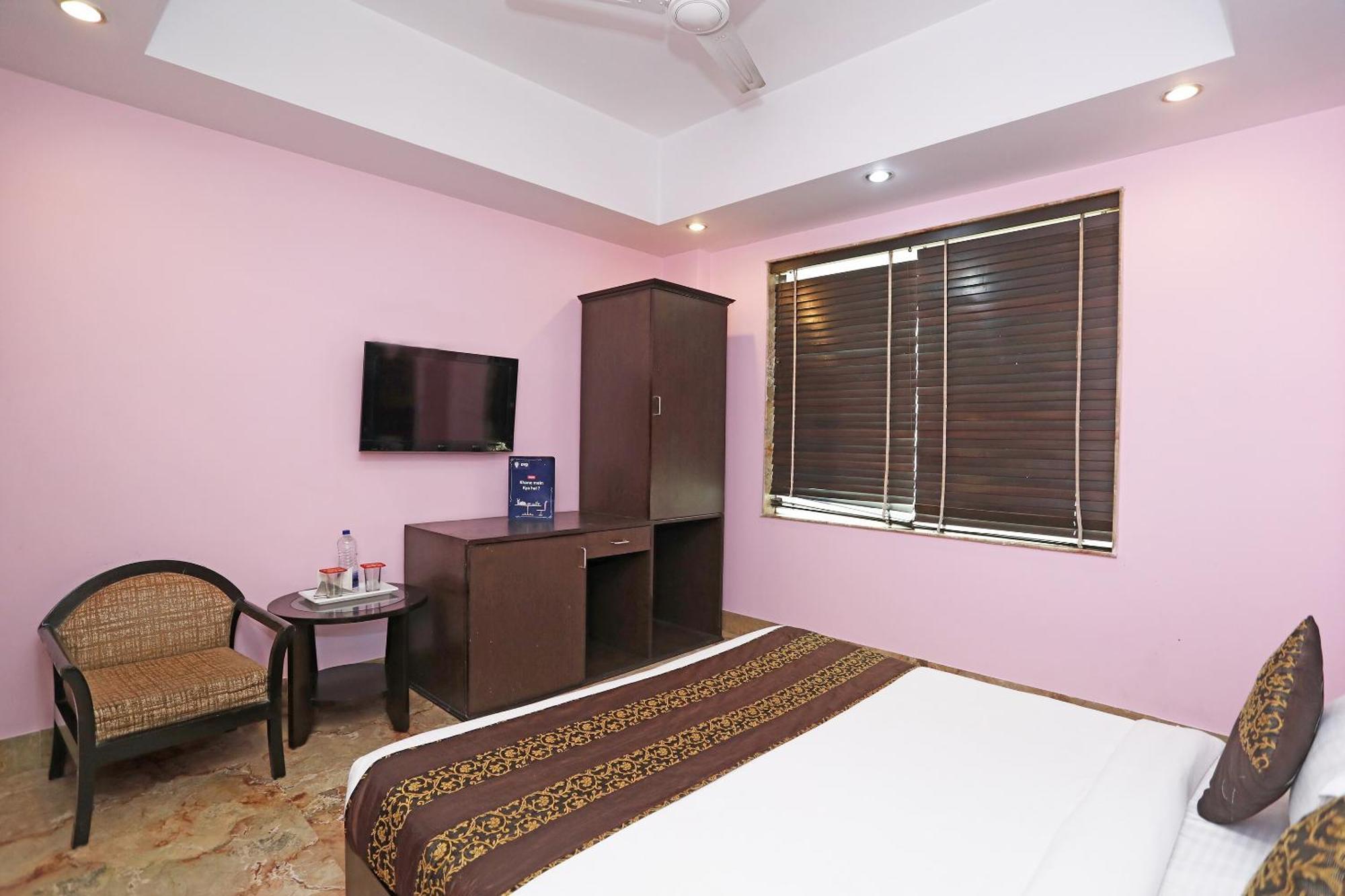 OYO Preferred 4212 Hotel Vedas Heritage Delhi  Eksteriør billede
