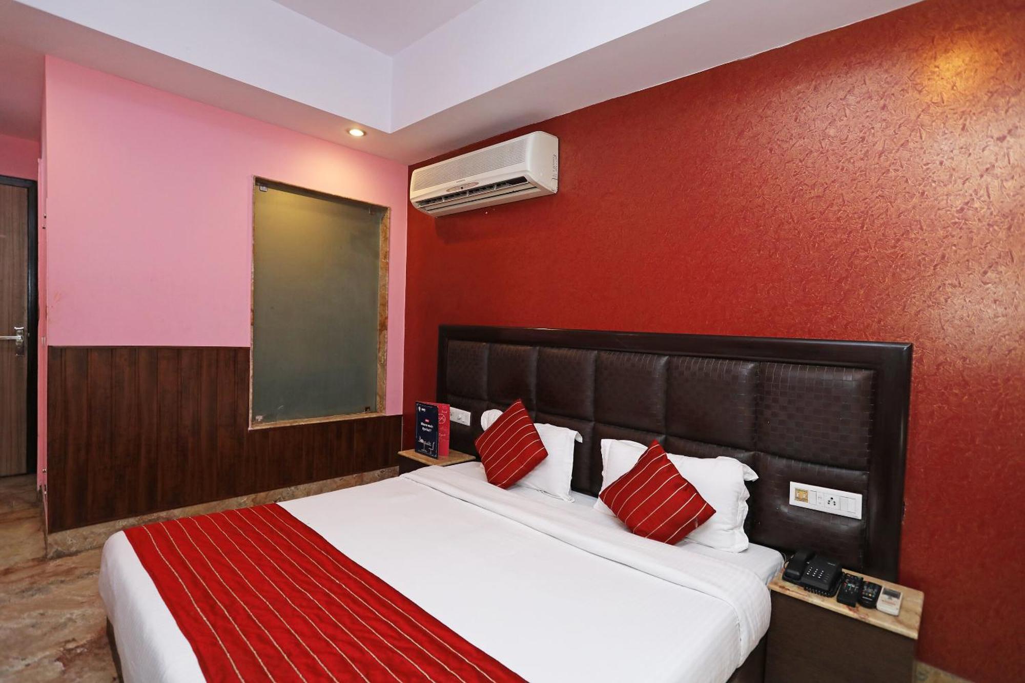 OYO Preferred 4212 Hotel Vedas Heritage Delhi  Eksteriør billede