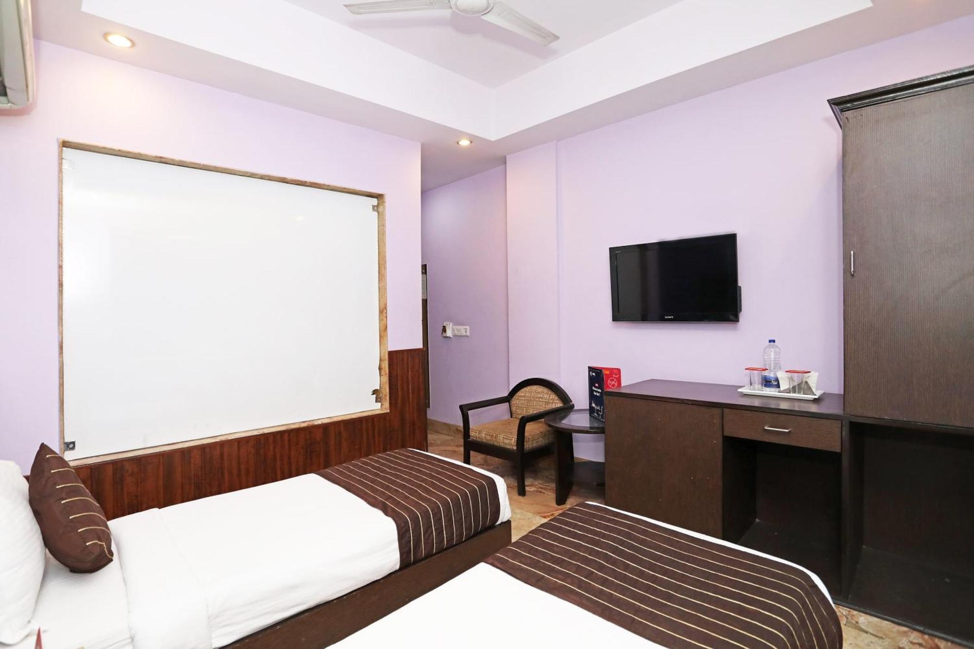 OYO Preferred 4212 Hotel Vedas Heritage Delhi  Eksteriør billede